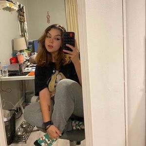 Meet your Posher, Miranda